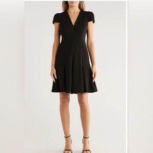 NWT DKNY Size 18W Short Sleeve Flounce Hem Dress Black
